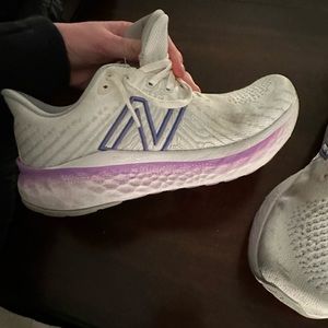 Women’s New Balance Vongo V5